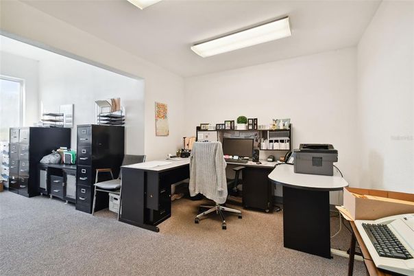 Home Office, Interior