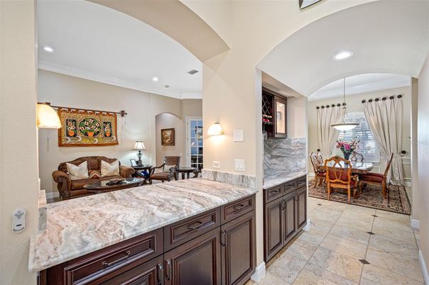 Dining room, Interior, Pendant Lights, Recessed Lighting