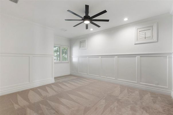 Empty room, Interior, Recessed Lighting