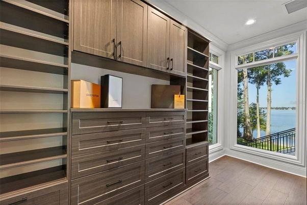 Interior, Recessed Lighting, Walk-in Closets, Water, Wood Texture Flooring