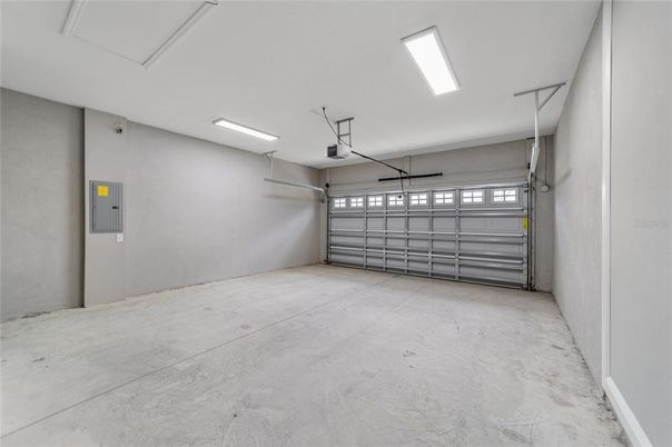 Garage, Interior