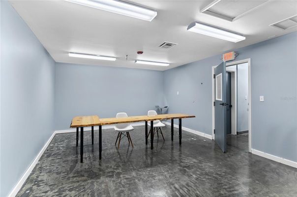Dining room, Interior