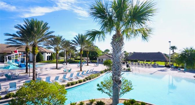 Exterior, Playground, Pool