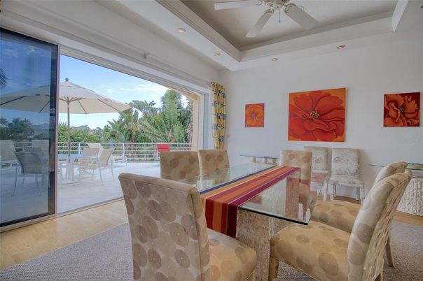 Dining room, Interior, Recessed Lighting, Wood Texture Flooring