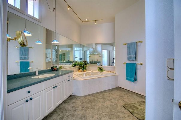 Bathroom, Dual Sink Vanities, Interior, Pendant Lights, Recessed Lighting