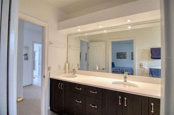 Bathroom, Dual Sink Vanities, Interior, Recessed Lighting