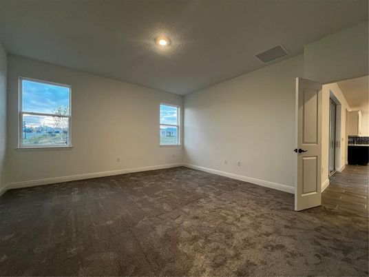 Empty room, Interior, Recessed Lighting