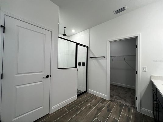 Interior, Recessed Lighting, Wood Texture Flooring