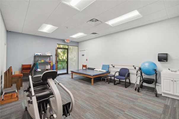 Fitness Equipment, Interior, Recessed Lighting