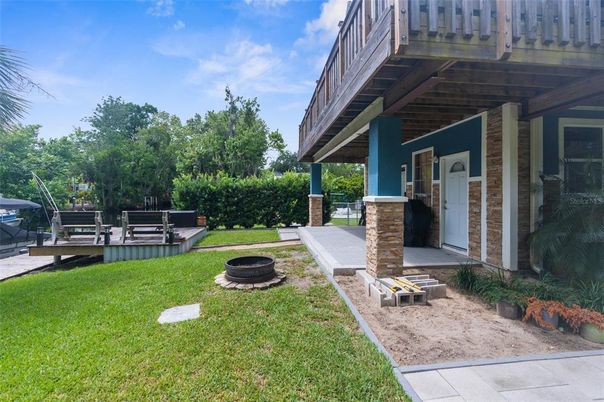 Backyard, Exterior