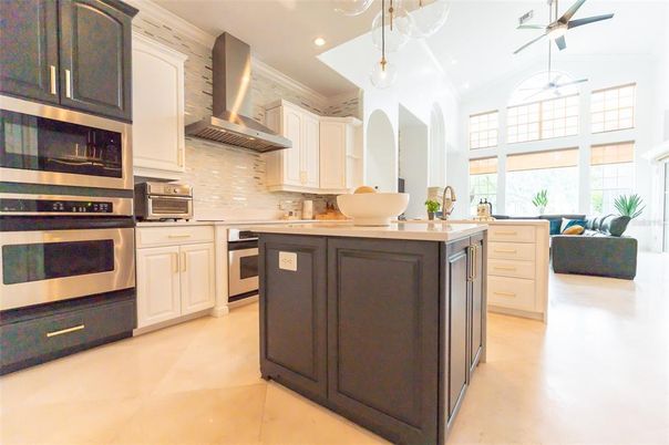 Interior, Kitchen, Pendant Lights, Recessed Lighting, Stainless Steel Appliances
