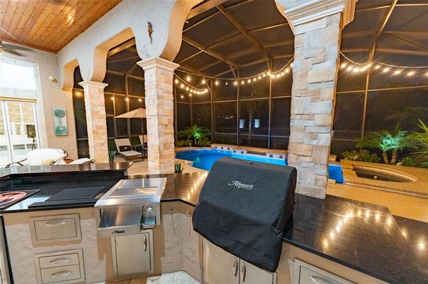 Exterior, Interior, Pool