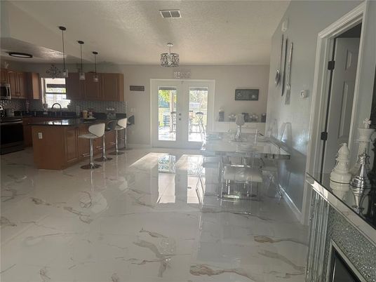 Dining room, Interior, Kitchen, Marble, Pendant Lights