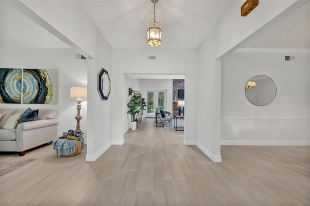 Interior, Pendant Lights, Wood Texture Flooring