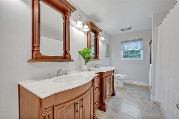Bathroom, Dual Sink Vanities, Interior