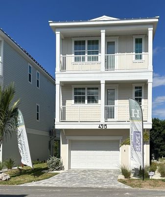 Attached, Exterior, Facade, Rowhouse