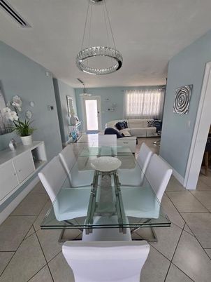 Dining room, Interior, Living room, Pendant Lights