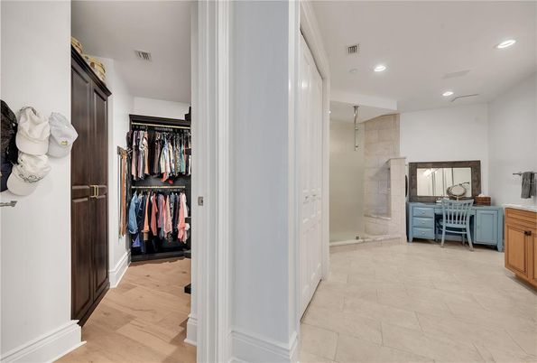 Interior, Recessed Lighting, Walk-in Closets