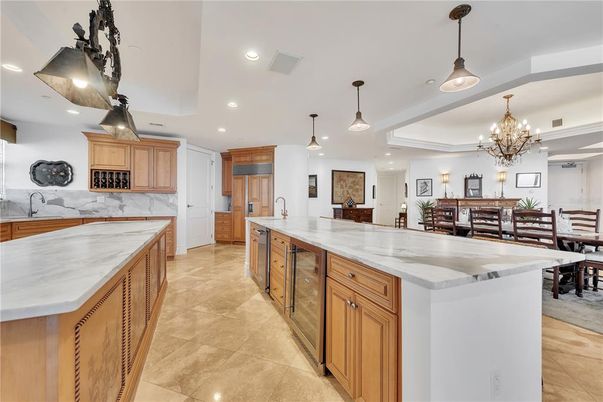 Chandelier, Dining room, Interior, Kitchen, Pendant Lights, Recessed Lighting, Stainless Steel Appliances