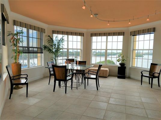 Dining room, Interior