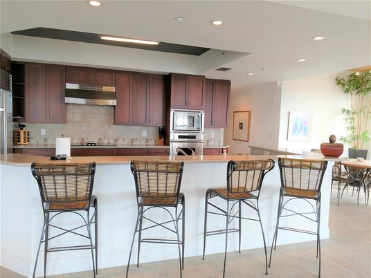 Dining room, Interior, Kitchen, Recessed Lighting, Stainless Steel Appliances