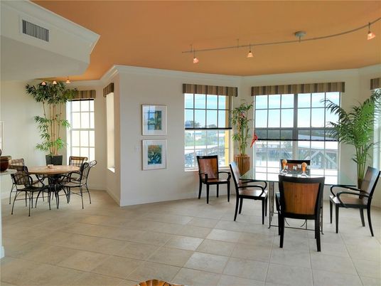 Dining room, Interior