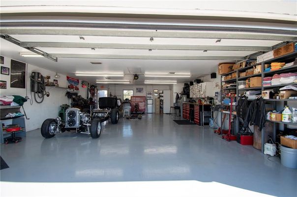 Garage, Interior
