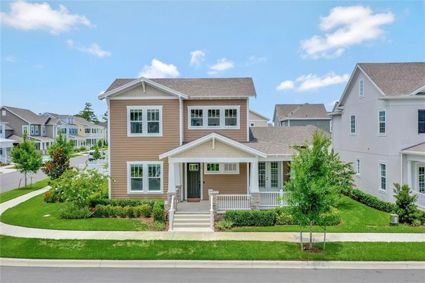 Exterior, Facade, American Craftsman