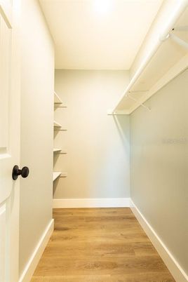 Interior, Walk-in Closets, Wood Texture Flooring