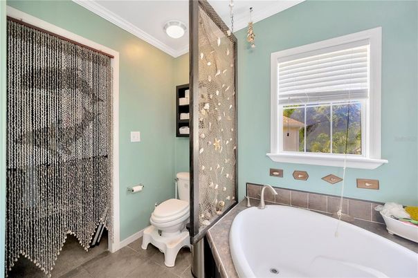 Bathroom, Interior, Pendant Lights