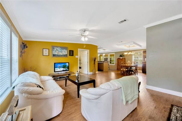 Chandelier, Dining room, Interior, Kitchen, Living room, Wood Texture Flooring