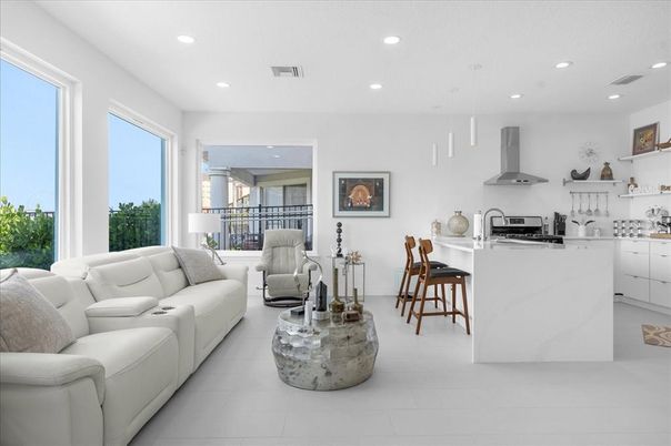 Interior, Kitchen, Living room, Pendant Lights, Recessed Lighting, Stainless Steel Appliances