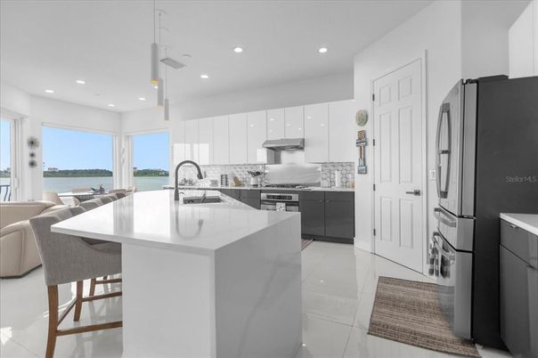 Dining room, Interior, Kitchen, Recessed Lighting, Stainless Steel Appliances, Water