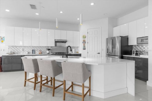 Interior, Kitchen, Pendant Lights, Recessed Lighting, Stainless Steel Appliances