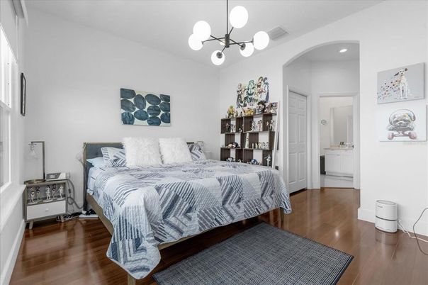 Bedroom, Interior, Pendant Lights, Recessed Lighting, Wood Texture Flooring