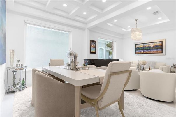Chandelier, Dining room, Interior, Living room, Pendant Lights, Recessed Lighting