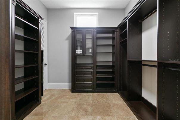 Interior, Walk-in Closets