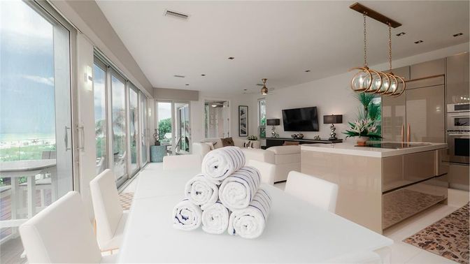 Dining room, Interior, Kitchen, Living room, Pendant Lights, Recessed Lighting, Stainless Steel Appliances