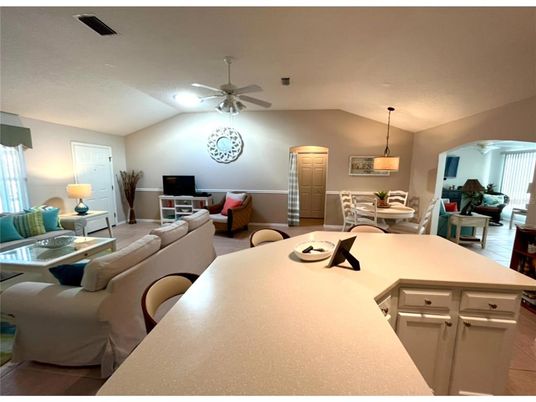 Dining room, Interior, Living room, Pendant Lights