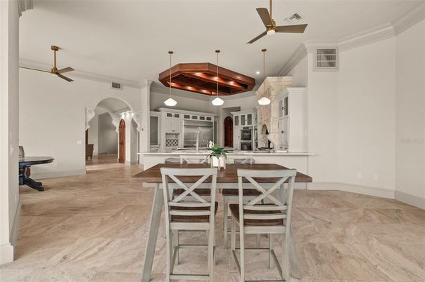 Dining room, Interior, Kitchen, Pendant Lights, Stainless Steel Appliances