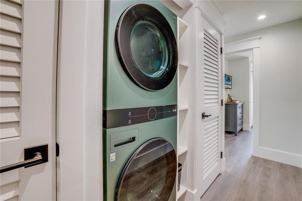 Interior, Recessed Lighting, Utility Closets, Washer, Wood Texture Flooring
