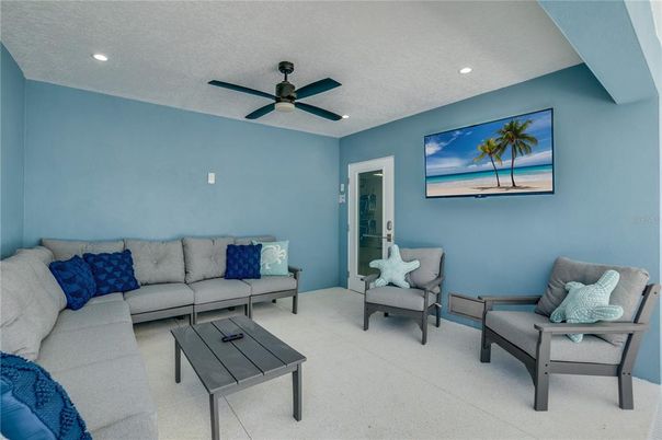 Interior, Living room, Recessed Lighting
