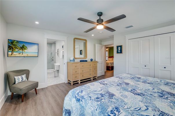 Bathroom, Bedroom, Interior, Recessed Lighting, Wood Texture Flooring