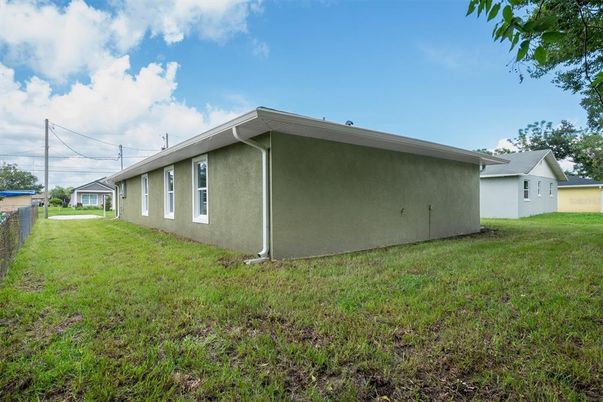 Backyard, Exterior