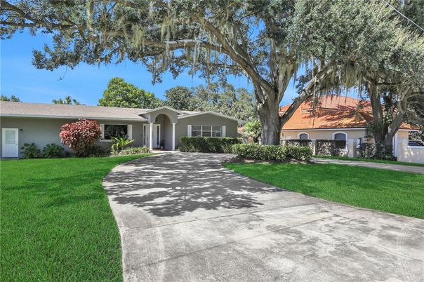 Backyard, Exterior, Facade, Ranch