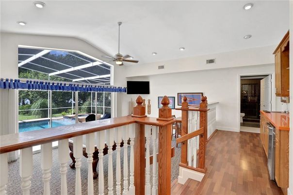 Interior, Recessed Lighting, Wood Texture Flooring