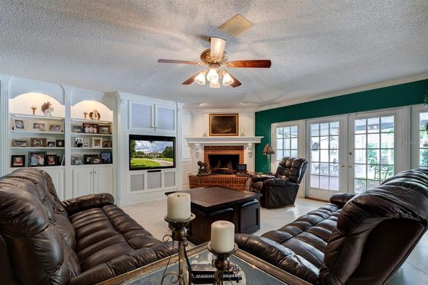 Fireplace, Interior, Living room
