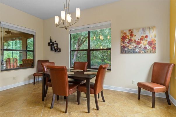 Chandelier, Dining room, Interior, Pendant Lights