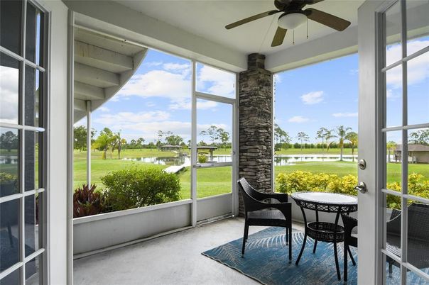 Interior, Sun Room, Water