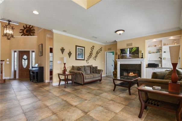 Fireplace, Interior, Living room, Pendant Lights, Recessed Lighting